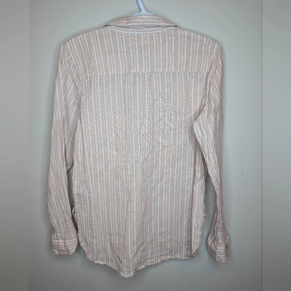 Universal Thread Pink Strip Button Down Collared Blouse Shirt Woman M  - Stain - Picture 2 of 9